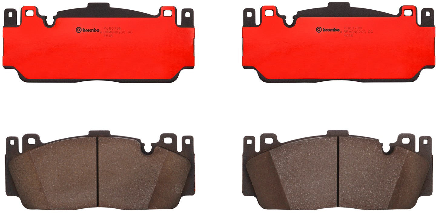 Комплект передних керамических тормозных колодок серии NAO P06079N