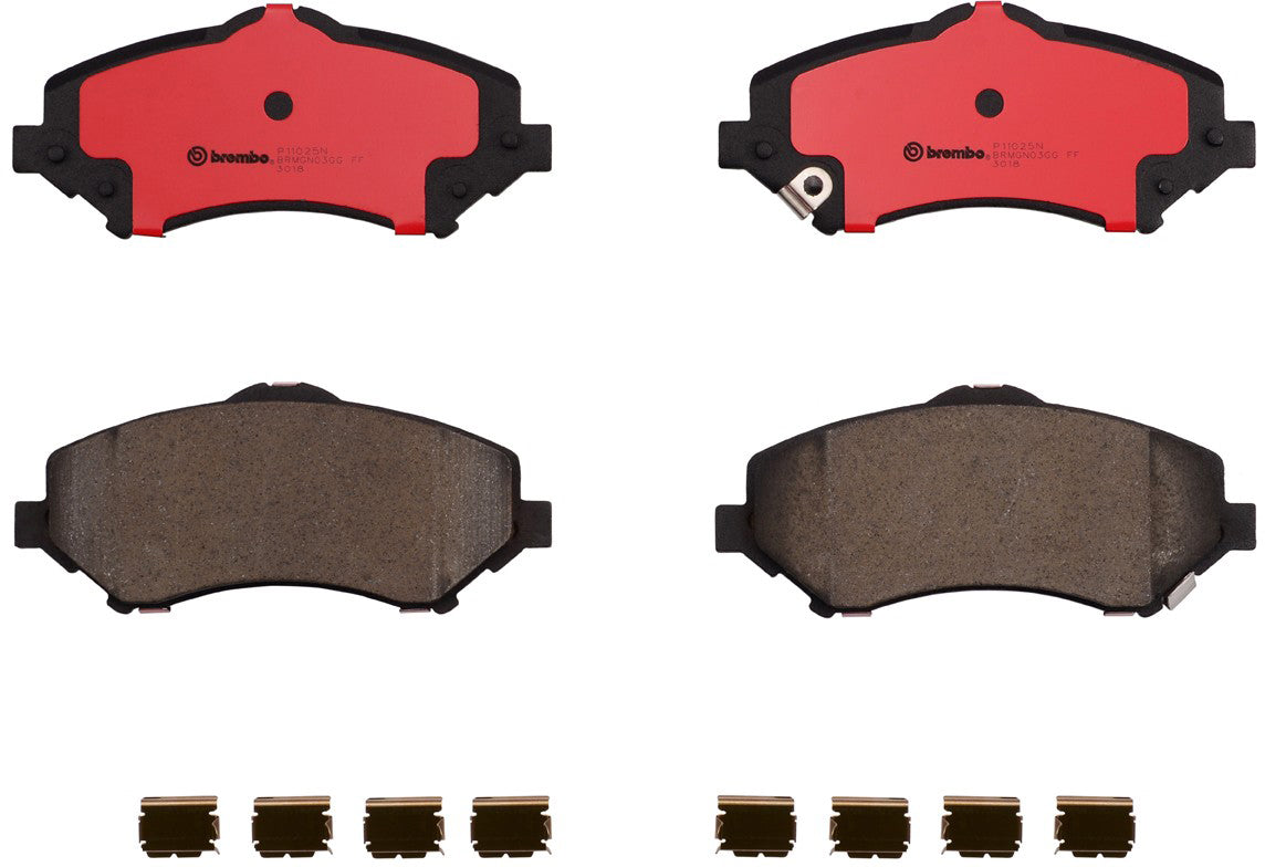 Комплект передних керамических тормозных колодок серии NAO P11025N