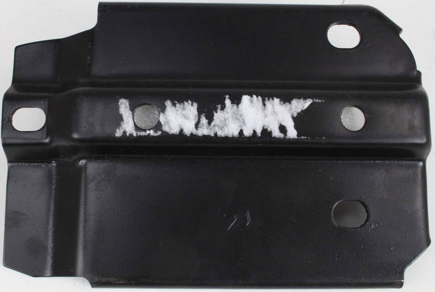 Кронштейн бампера передний, со стороны пассажира