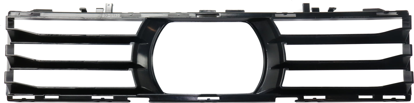 Решетка радиатора переднего центрального бампера, грунтованная