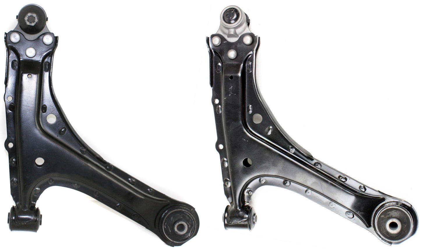 Передние, со стороны водителя и пассажира, нижние рычаги подвески, с шаровыми шарнирами