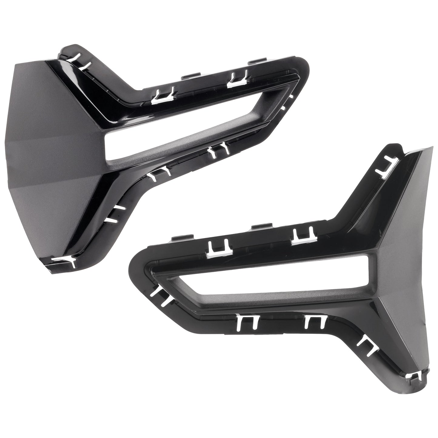 Решетка бампера спереди, со стороны водителя и пассажира, глянцево-черная