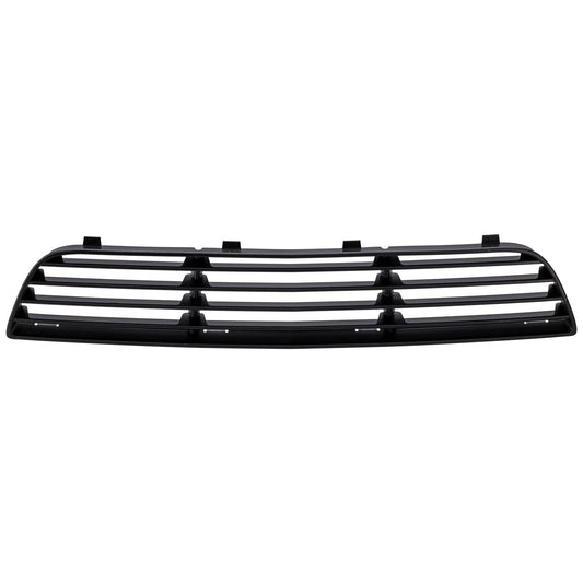 Решетка радиатора в центре переднего бампера, текстурированная