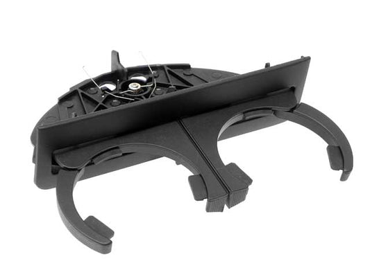 Подстаканник 33073 в задней части центральной консоли — заменяет оригинальный номер 51-16-8-184-520