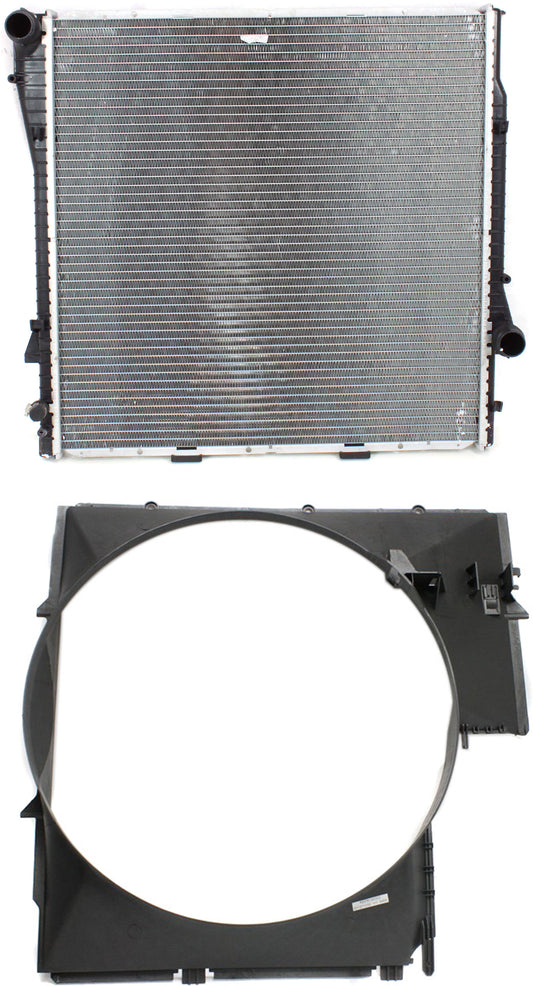 2-Piece Kit Radiator, 4.4L/4.6L Engines, Includes(1) Fan Shroud and (1) Radiator