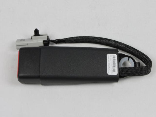 Гнездо для ремня безопасности 5KC711DVAA Direct Fit, продается отдельно