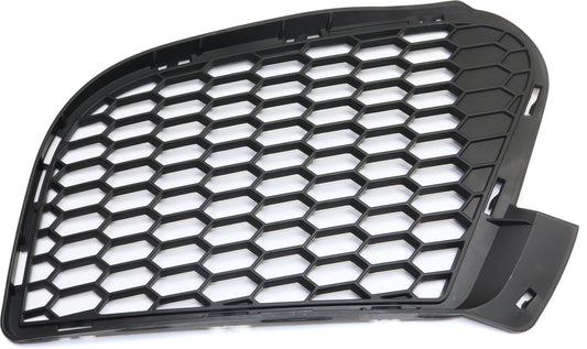 Передняя часть бампера, со стороны пассажира, наружная решетка, текстурированная черная