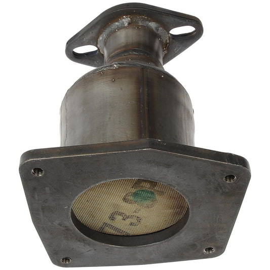 679-501 Rear Catalytic Converter, 2.7L, 6Cyl, Federal EPA Standard, 46-State Legal (Cannot ship to CA, CO, NY or ME), OE Solutions Series, Direct Fit