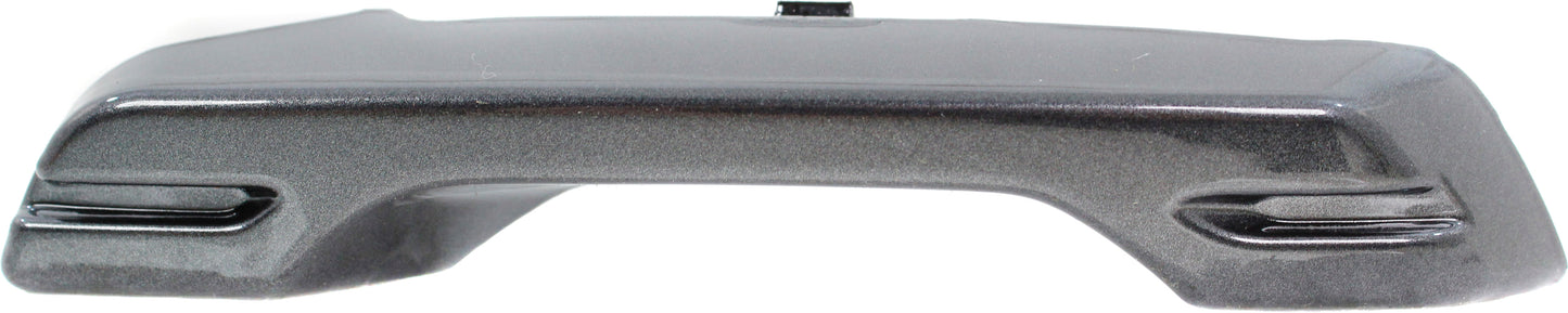 Передняя часть, со стороны пассажира, нижняя часть противотуманных фар, нижний молдинг, грунтованный