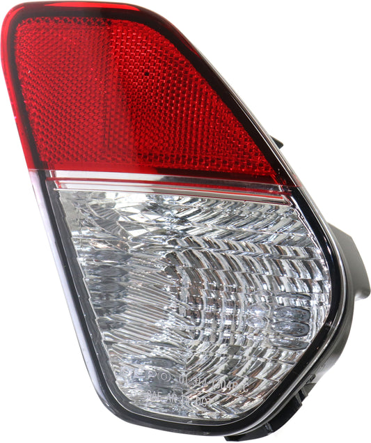 Passenger Side Back Up Light With bulb(s)