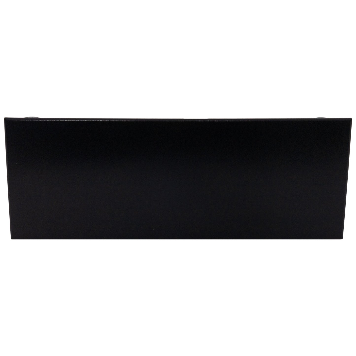 Решетка радиатора спереди, по центру, нижняя, текстурированная, декоративная