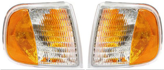 Driver and Passenger Side Halogen Corner Light, Without bulb(s)