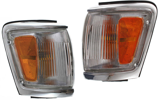 Driver and Passenger Side Halogen Corner Light, With bulb(s)