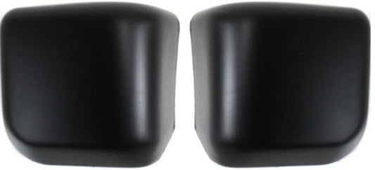 Передний бампер со стороны водителя и пассажира, грунтованный пластик