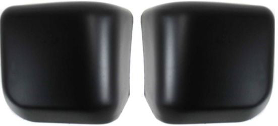 Передний бампер со стороны водителя и пассажира, грунтованный пластик