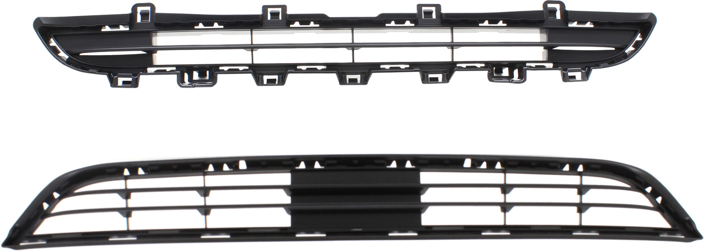 Решетки бампера спереди, по центру, сверху и снизу, текстурированные черные