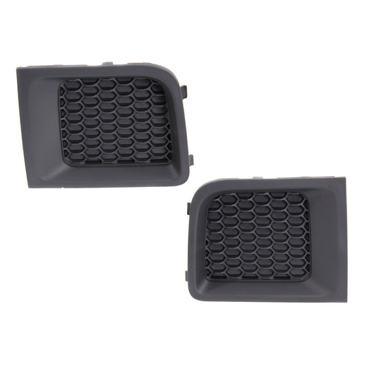 Решетки бампера спереди, со стороны водителя и пассажира, текстурированные черные