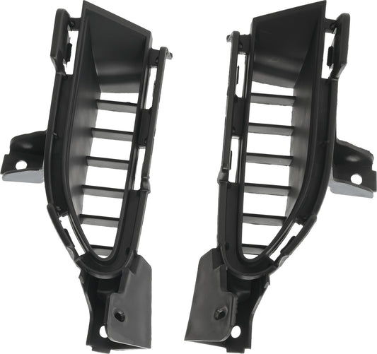 Решетки бампера спереди, со стороны водителя и пассажира, грунтованные