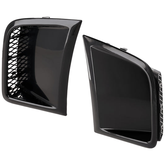 Передний бампер со стороны водителя и пассажира, грунтованный пластик