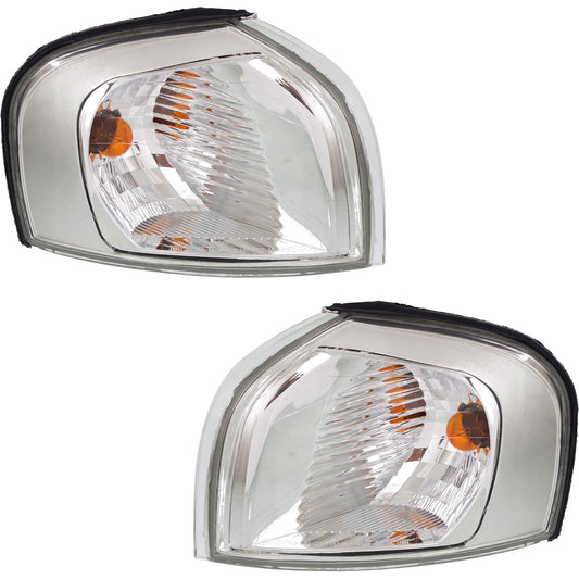 Driver and Passenger Side Halogen Corner Light, With bulb(s)